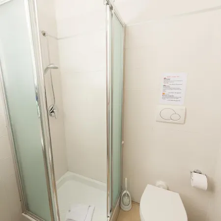 Πανσιόν Allegria Fitzroy Cesar