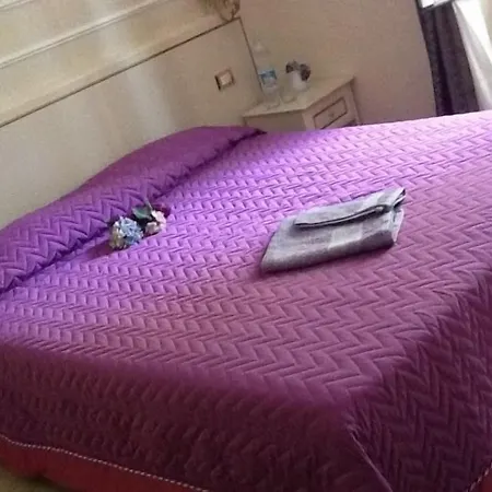 Πανσιόν Allegria Fitzroy Cesar