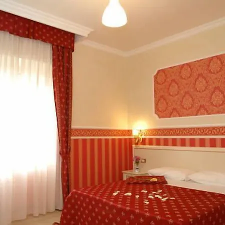 Allegria Fitzroy Cesar