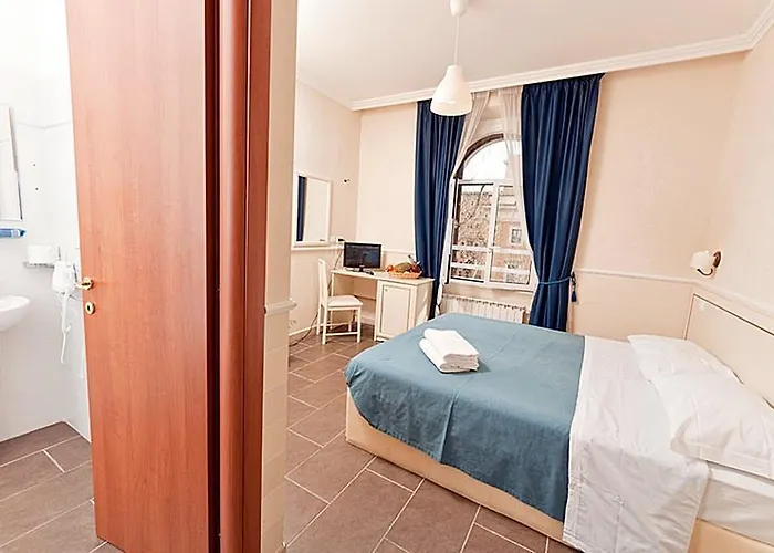 Allegria Fitzroy Cesar