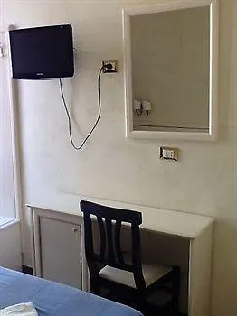 Allegria Fitzroy Cesar Casa de hóspedes Roma